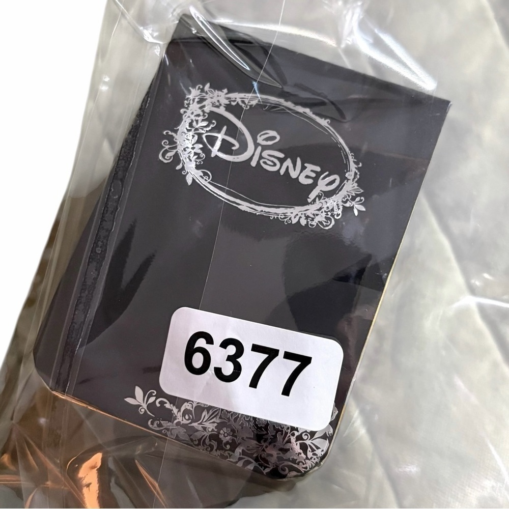 Disney Mickey Mouse Gold Crystal Watch | New in Box - Picture 10 of 10